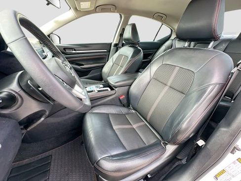 Used 2023 Nissan Altima 2.5 SR FWD image 19