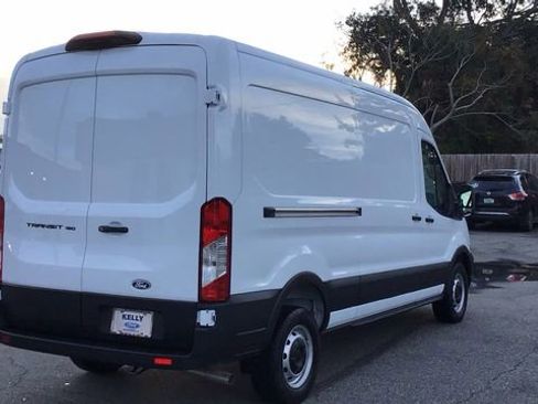 New 2026 Ford Transit 150 148 Medium Roof w/ Load Area Protection Package image 5