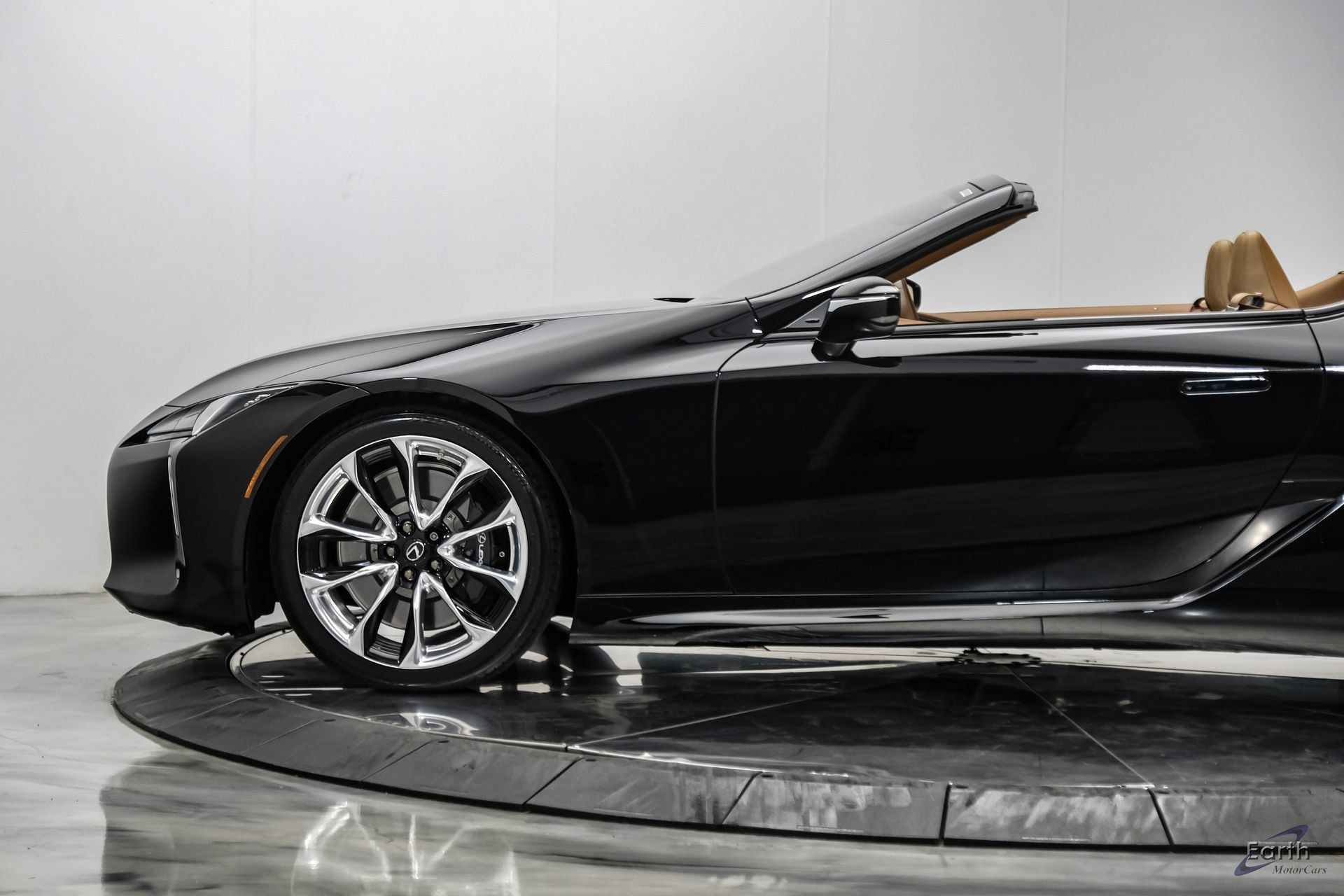 Used 2021 Lexus LC 500 Convertible w/ Touring Package RWD image 11
