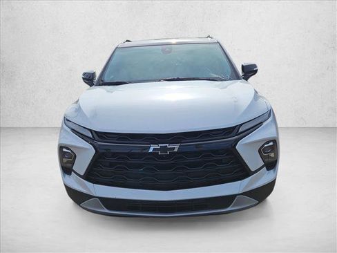 Used 2024 Chevrolet Blazer LT w/ Sound & Technology Package image 2