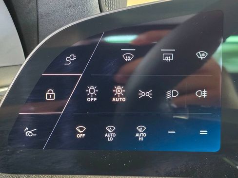 Used 2024 Lucid Air Touring AWD/4WD image 27