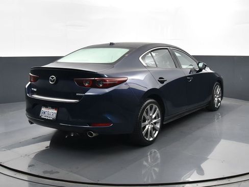 Used 2020 MAZDA MAZDA3 AWD Sedan w/ Premium Package image 27