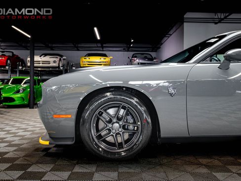 Used 2023 Dodge Challenger SRT Hellcat Redeye RWD image 11