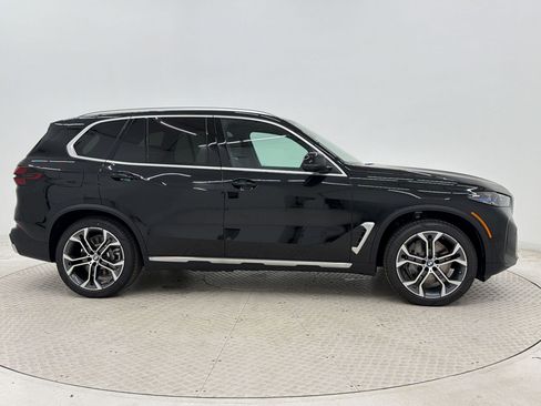 New 2026 BMW X5 xDrive50e AWD/4WD image 8