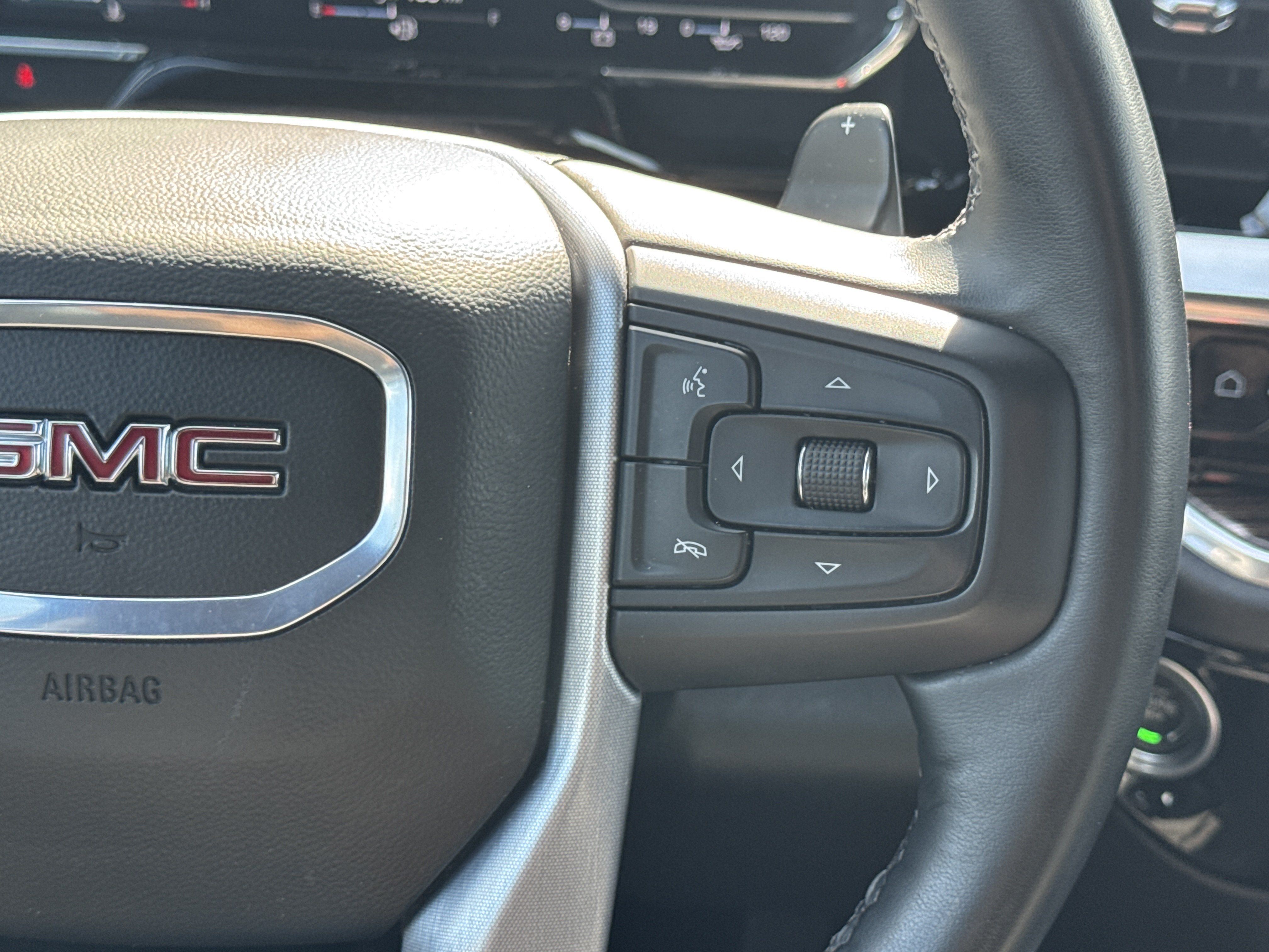 Used 2025 GMC Sierra 1500 Elevation w/ X31 Off-Road Package AWD/4WD image 8