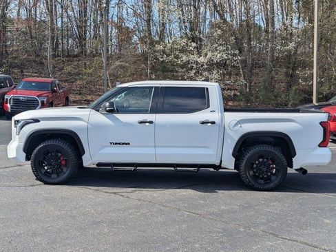 Used 2023 Toyota Tundra SR5 w/ SR5 Convenience Package image 4