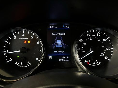 Used 2018 Nissan Rogue SL image 17