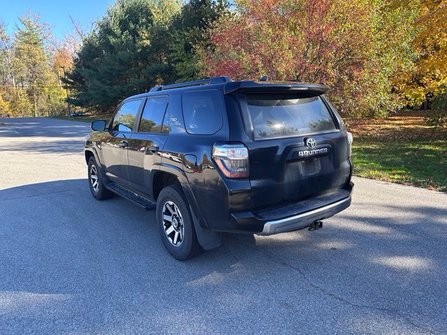 Used 2021 Toyota 4Runner TRD Off-Road Premium w/ Moonroof Package AWD/4WD image 5
