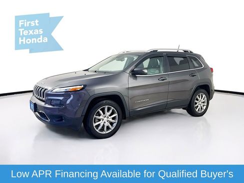 Used 2018 Jeep Cherokee Limited w/ Trailer Tow Group AWD/4WD image 3
