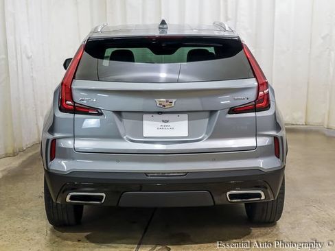 Used 2024 Cadillac XT4 Premium Luxury FWD image 8