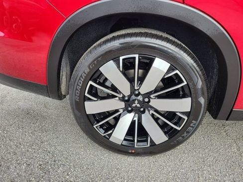 New 2026 Mitsubishi Outlander SE FWD image 7