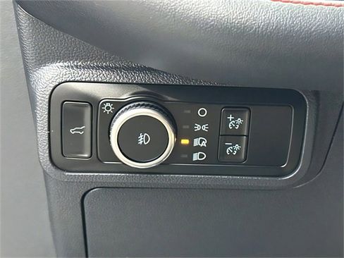 Used 2025 Ford Explorer ST-Line w/ ST-Line Street Pack image 12