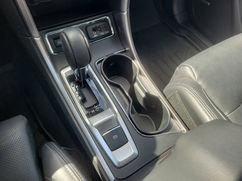 Used 2019 Subaru Ascent Limited w/ Popular Package #2A image 25