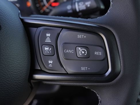 New 2026 Jeep Gladiator Sport AWD/4WD image 17