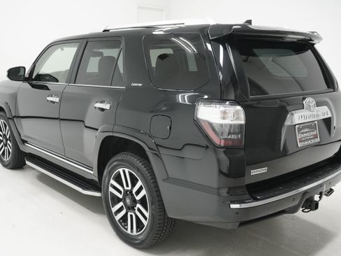 Used 2016 Toyota 4Runner Limited RWD image 6