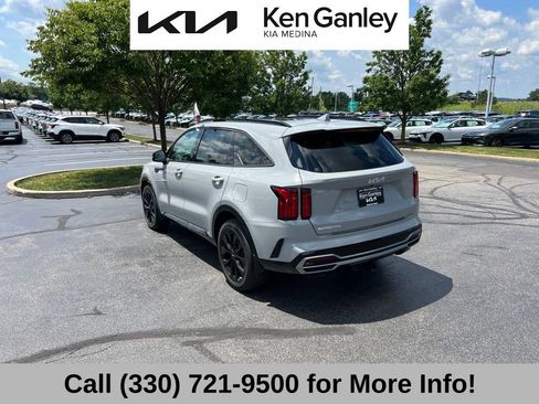 Certified 2023 Kia Sorento SX FWD image 15