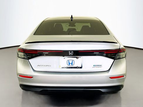 Used 2023 Honda Accord Sport image 6