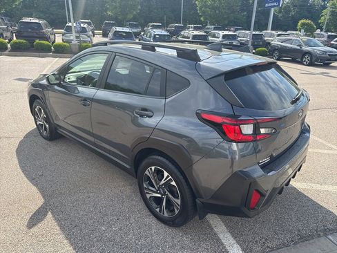 Used 2024 Subaru Crosstrek 2.0i Premium AWD/4WD image 4