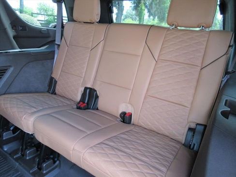 Certified 2024 Cadillac Escalade Sport w/ LPO, ONYX Package AWD/4WD image 40