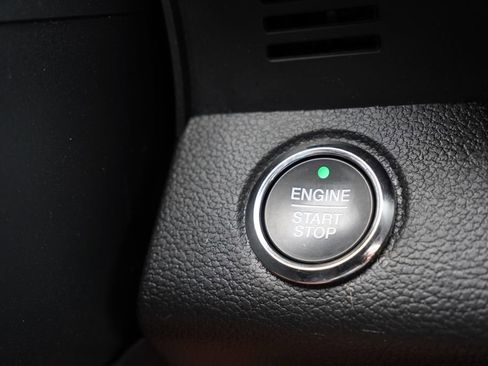 Certified 2021 Ford Expedition XLT image 35