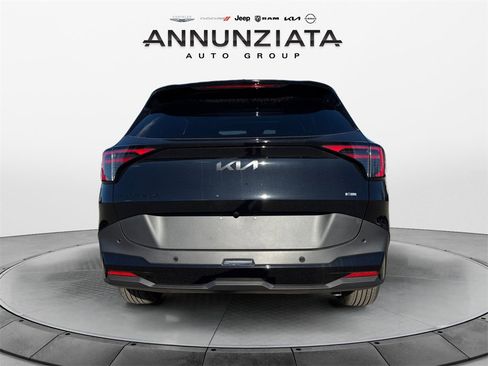 New 2026 Kia Sportage X-Line w/ X-Line Technology Package image 4