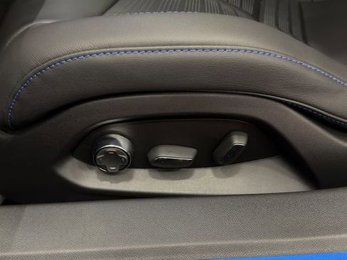 New 2026 Chevrolet Corvette Stingray Premium Conv w/ Stealth Interior Trim Package RWD image 22