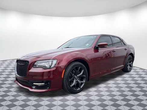 Used 2021 Chrysler 300 S w/ S Model Appearance Package RWD image 3
