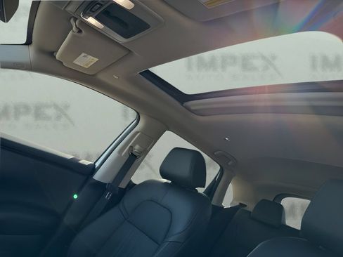 Used 2024 Honda HR-V EX-L image 8