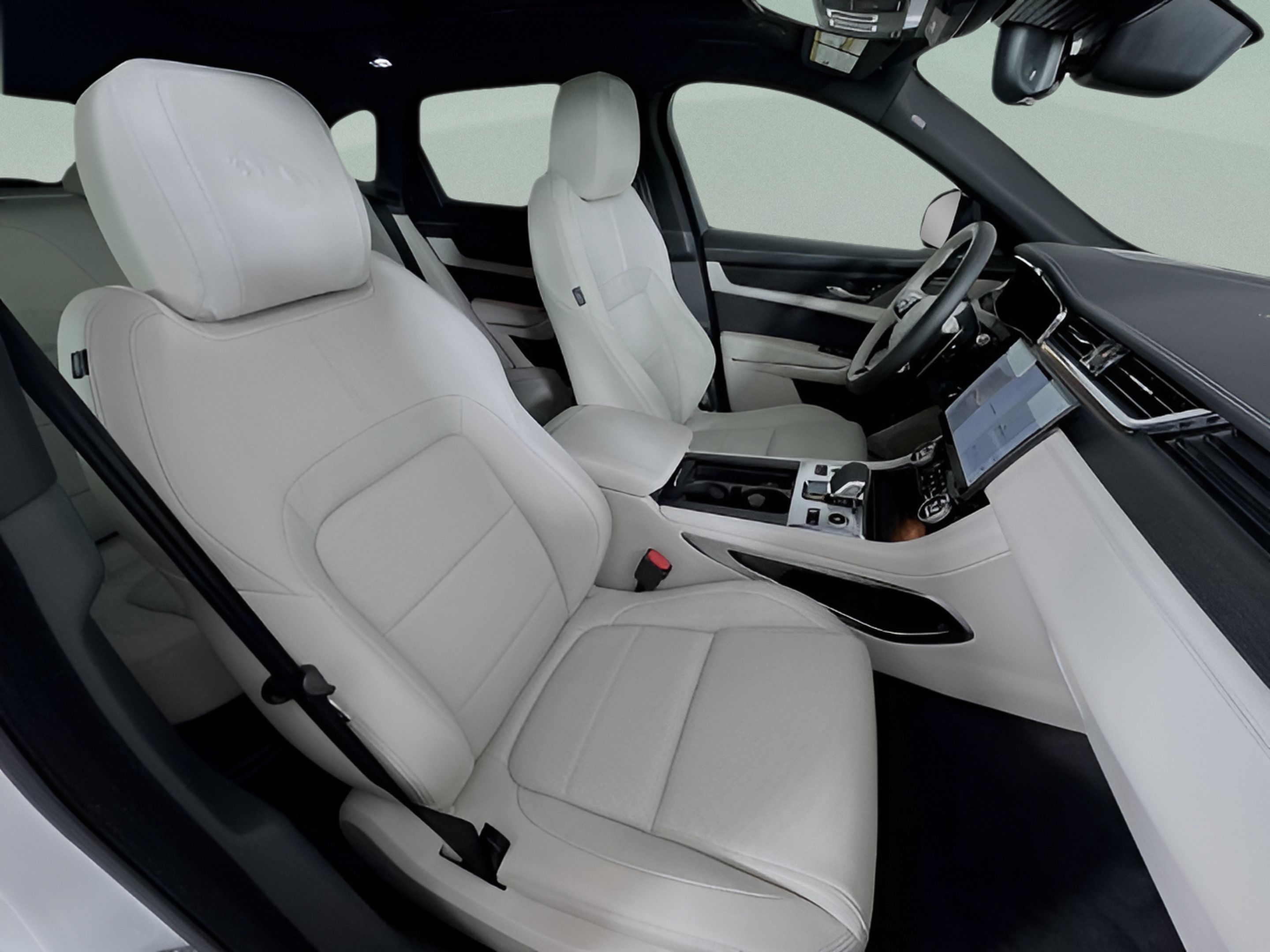 Used 2025 Jaguar F-PACE R-Dynamic S AWD/4WD image 29
