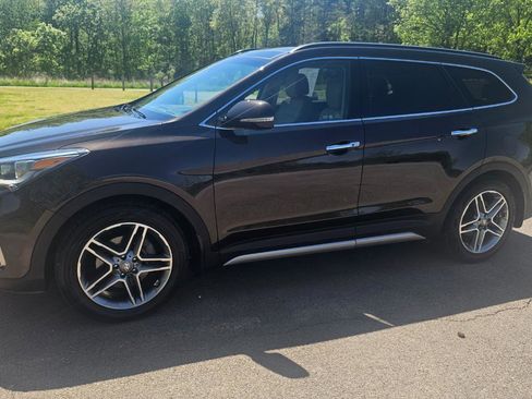Used 2019 Hyundai Santa Fe XL AWD/4WD image 11