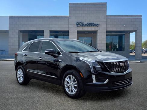 New 2026 Cadillac XT5 Luxury w/ LPO, Floor Liner Package AWD/4WD image 3