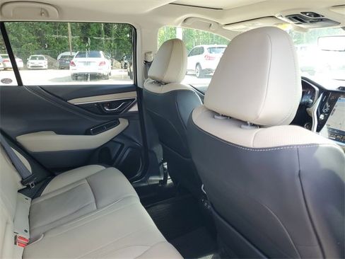 Used 2022 Subaru Outback Limited XT image 34