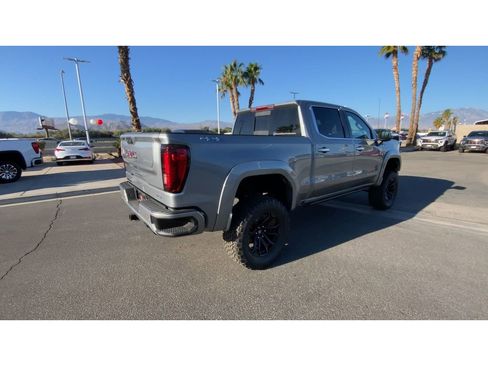 New 2025 GMC Sierra 1500 SLT w/ SLT Premium Plus Package image 8