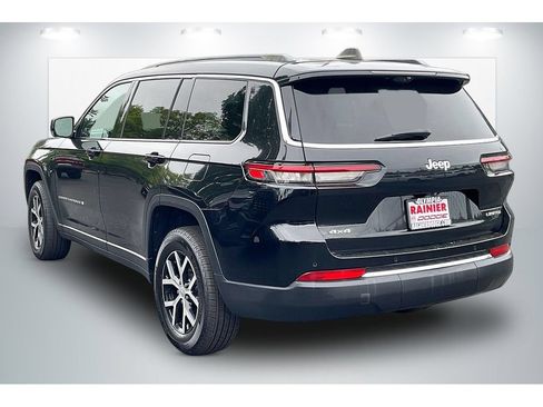 Used 2024 Jeep Grand Cherokee L Limited w/ Luxury Tech Group II AWD/4WD image 12