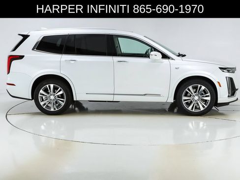 Used 2023 Cadillac XT6 Premium Luxury FWD image 11