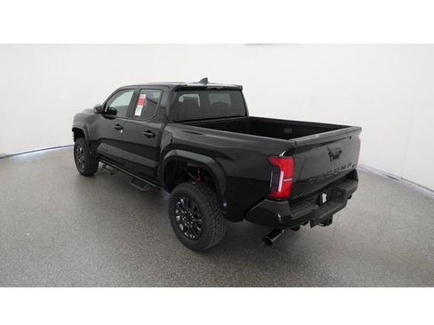 New 2025 Toyota Tacoma SR5 image 5