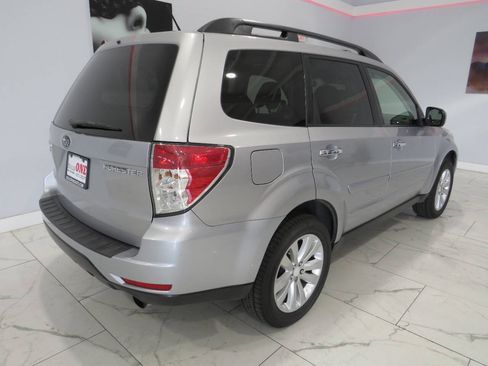 Used 2012 Subaru Forester 2.5X Premium AWD/4WD image 4