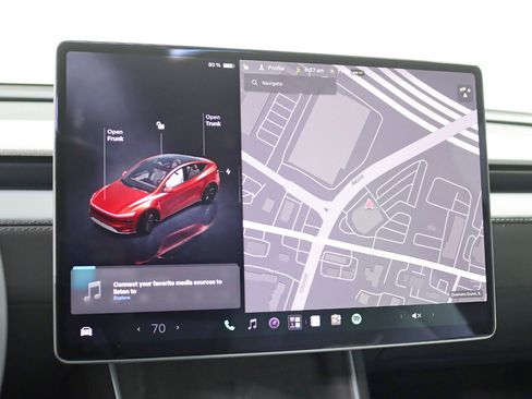 Used 2026 Tesla Model Y AWD image 16