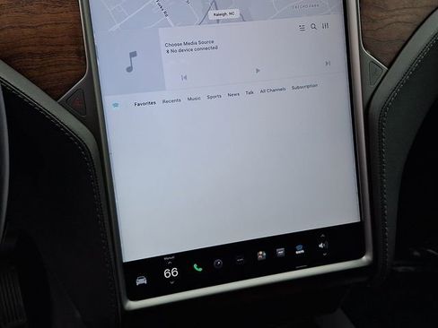 Used 2020 Tesla Model X Long Range image 24