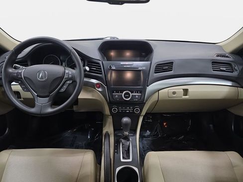 Used 2017 Acura ILX Premium Package image 10