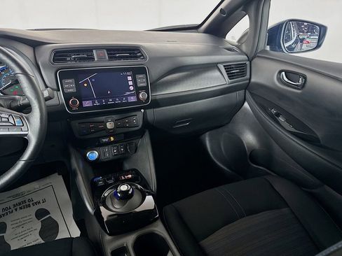 Used 2022 Nissan Leaf SV Plus image 28