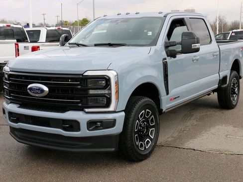 New 2026 Ford F250 Platinum image 2