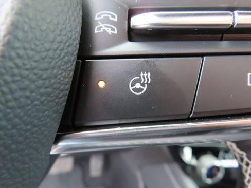 Certified 2025 Chevrolet Traverse LT w/ Midnight/Sport Edition image 12