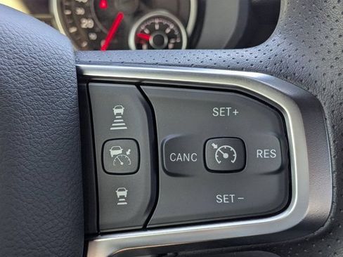 New 2026 RAM 1500 Express AWD/4WD image 24
