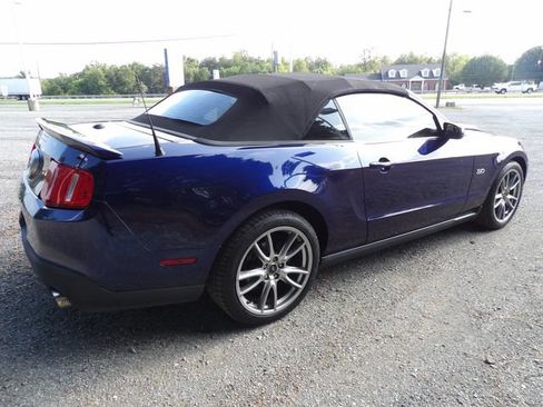 Used 2011 Ford Mustang GT Premium w/ Electronics Pkg RWD image 4