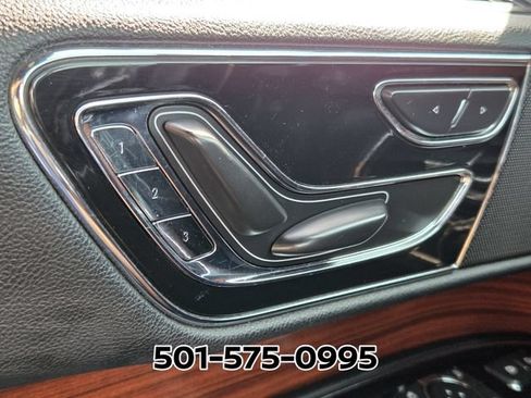 Used 2019 Lincoln Navigator Premiere AWD/4WD image 34
