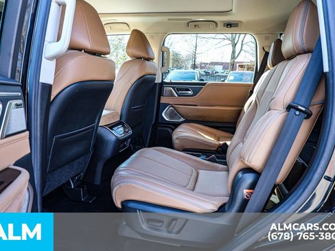 Used 2025 INFINITI QX80 Sensory AWD/4WD image 19