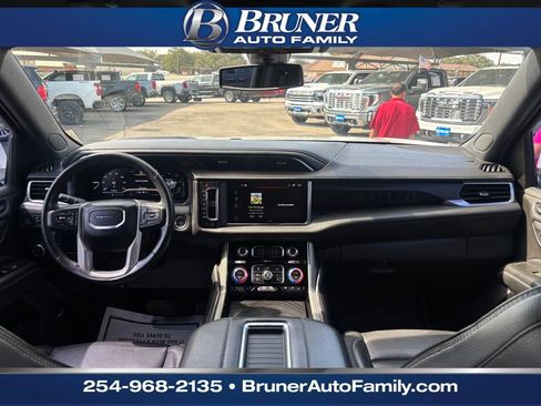 Used 2022 GMC Yukon Denali image 20