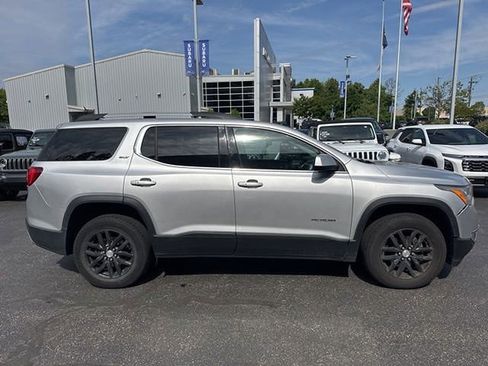 Used 2018 GMC Acadia SLT AWD/4WD image 5