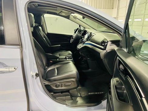 Used 2024 Honda Odyssey Touring image 38
